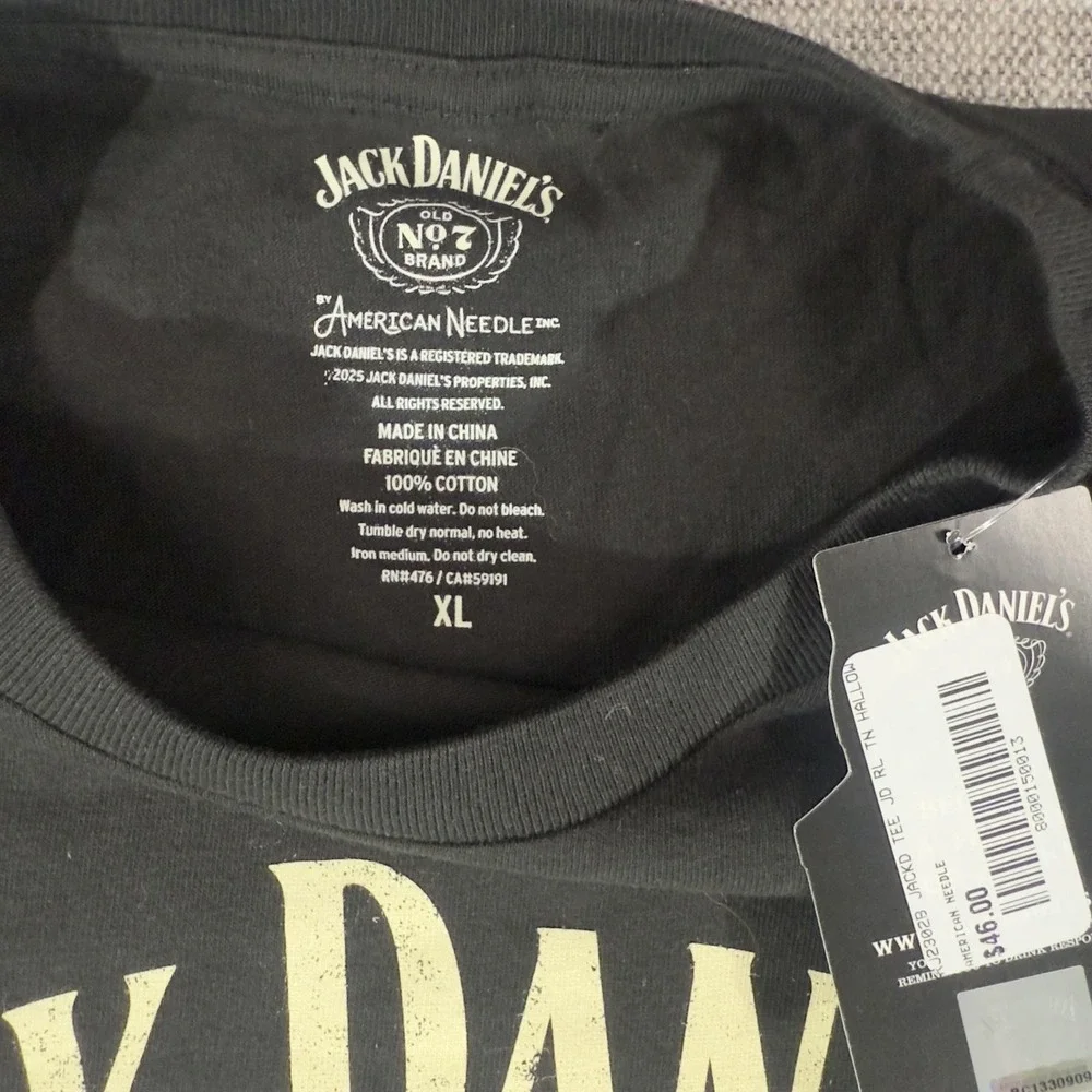 Jack Daniels Shirt Mens XL Black Tennessee Hollow Whiskey Bottle Graphic Tee